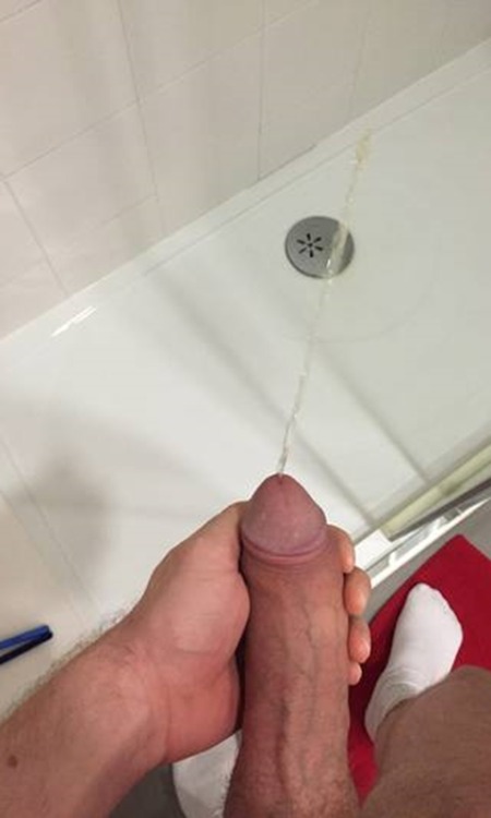 male-and-others-drugs:  Tim Kruger pelado