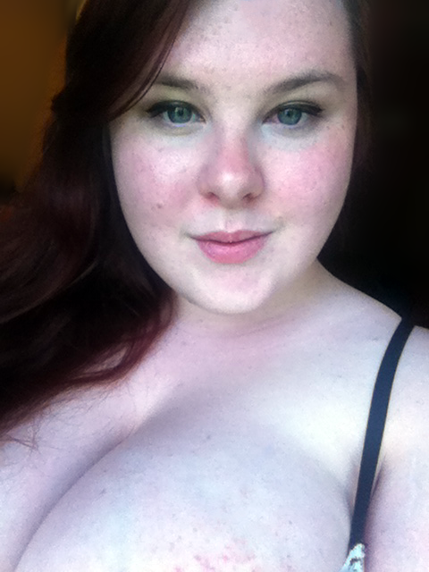 vinyldolly:  Some quickies :D (It’s almost like the ass shots in the middle are