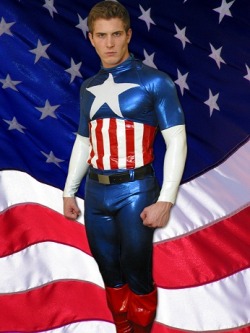 Mjschryver:  Scott Herman As Captain America (1 Of 4)Photos By Peter Guyen.herman:web
