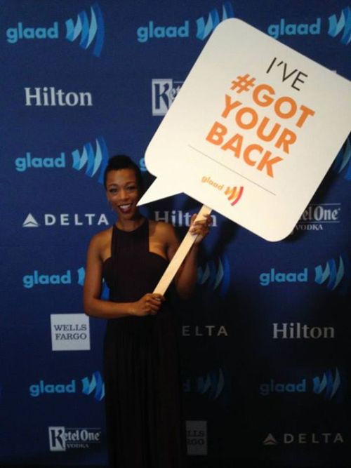 “Fans of Orange Is the New Black: Actress Samira Wiley is letting all LGBT people know she’s #