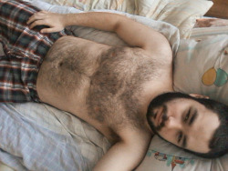 me-and-my-beard:  Lazy mornings 