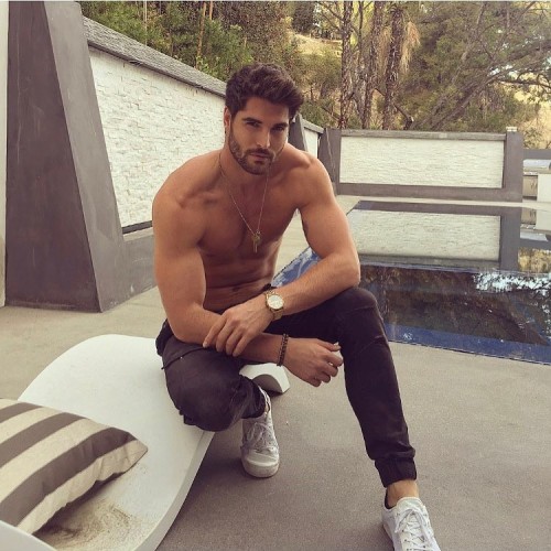 rapideyesmovement:  Nick Bateman