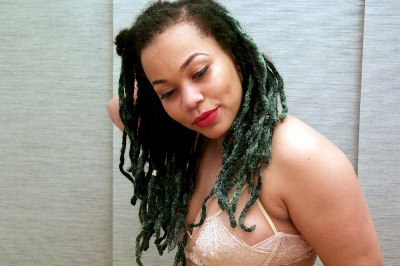 black–lamb:  today i posed for “nudes” (for a shot girl job in brooklyn) 