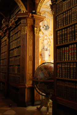  Abbey Library World Globe by Bachspics on Flickr. 