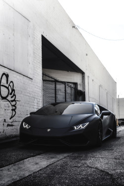 classyhustler:  Matte Huracan | photographer - Josh Suomi