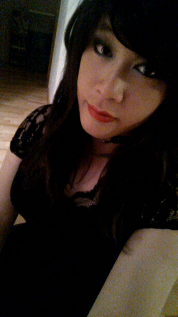 Makeup on point this time! 😘👌