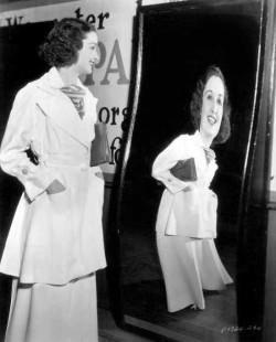 weirdvintage:  Actress Gail Patrick enjoys