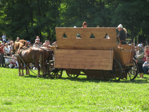 The war wagon was used during the Hussite Wars around 1420 by Hussite forces rebelling in Bohemia.It
