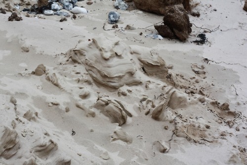 naturelovinglife:Beautiful sand formations by the north coast.