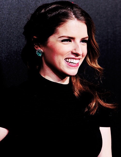 iibechloexsendrickii:  “she made me laugh when I couldn’t even smile” 
