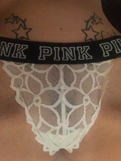 amateur-tightass-pussy:  Sexy panties and delicious pussy!