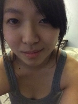sekushipaichi:  This is why I haven’t been posting much lately… This is what I look like - tired and blah.