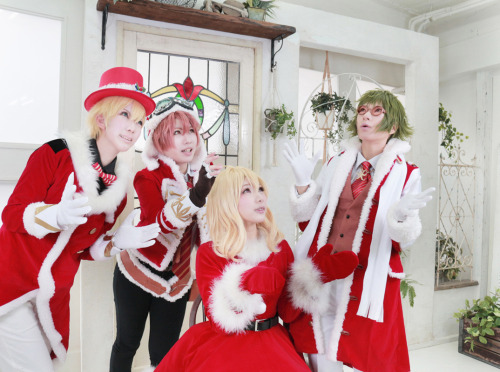 🎄Christmas Party🎄
[ i7 ] 一織：ジゼル、大和：山田涼子、三月：緋鵺、環：Luna、壮五：三ツ矢、ナギ：えいと、陸：ちぇる
[ TRIGGER ] 楽：景、天：明治誉、龍之介：Sen
紡：ヒナゲシ、撮影：しゃもP & にいめちゃま