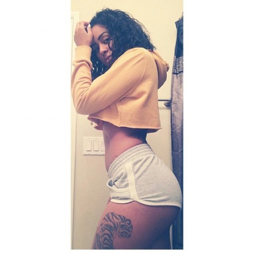 dopegirls2014:  @cydneeesworldd Dope Girl