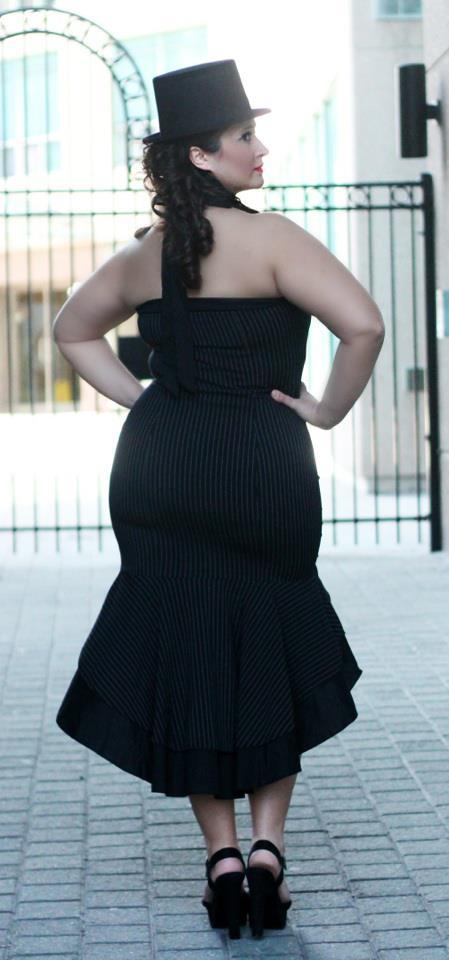 planetofthickbeautifulwomen:  Plus Model Christine Turingia via Sexy Plus Clothing