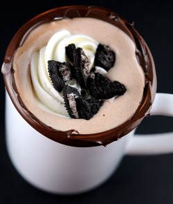 foodffs:  Cookies and Cream Hot Chocolate Really nice recipes. Every hour.