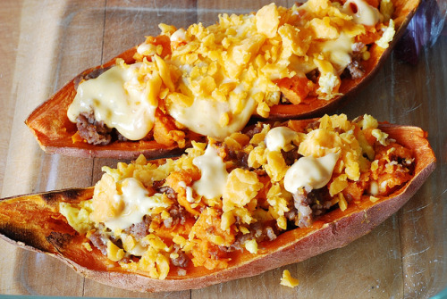 foodopia:  stuffed sweet potatoes with sausage and egg: recipe here