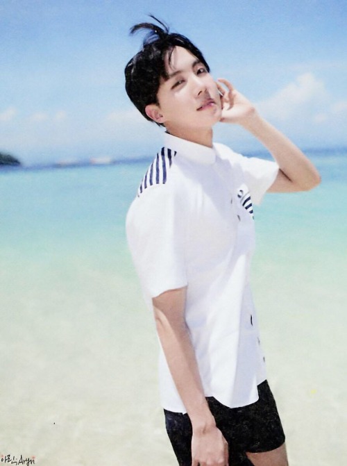 wearebangtanboys: [Picture/Scan] [23.07.2015] BTS Summer Package in Kota Kinabalu cr: @Aryn_1230