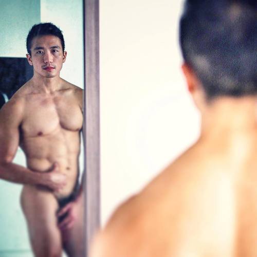 jackdsg:  Tjan Troy tjantroy@gmail.com