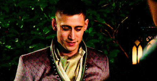 lumadreamland:MAKE ME CHOOSEAnonymous asked: Will Scarlet in season 4 of ouat or ouatiw