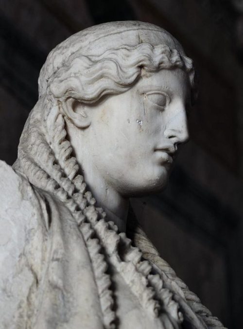 theancientwayoflife:~Athena Parthenos.Roman copy of a Greek original derived from the work by Phidia