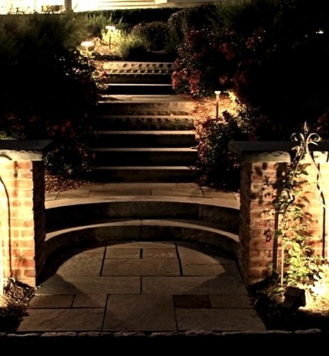 Front Yard - Natural Stone PaversInspiration For A Mid-sized Traditional Full Sun Front Yard Stone Landscaping