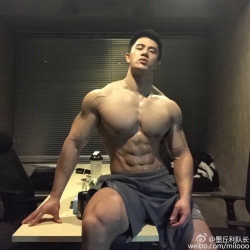 Hot & Sexy Asian Men