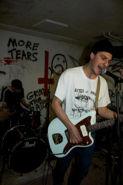 ccaravels:  dreamviolence:  Nai Harvest  i remember when i went to see gnarwolves and nai harvest supported them and when gnarwolves came on the lead singer of nai harvest was standing on my foot watching them for a good ten minutes 