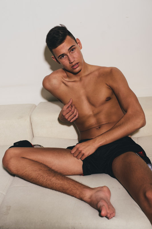 lotsaguys:  LotsOfGuysCollected - The largest collection of hot guys on Tumblr. Check