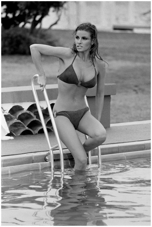 honey-rider:  Raquel Welch, 1968