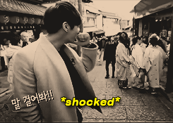 giashii-blog:  When Jonghyun saw pretty girls on the street…  