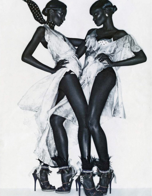 a-state-of-bliss:Interview Dec 2010 ‘Double Vision’ - Anais Mali &amp; Melodie Monro