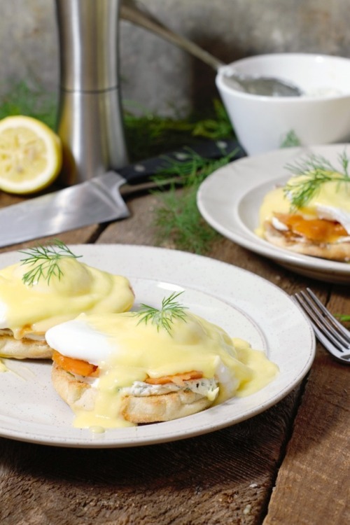 foodffs: Smoked salmon eggs benedict, the perfect brunch item for Easter….or any weekend for 