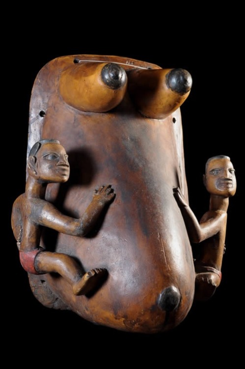 Female belly maskYoruba, Nago - Nigeria / Benin