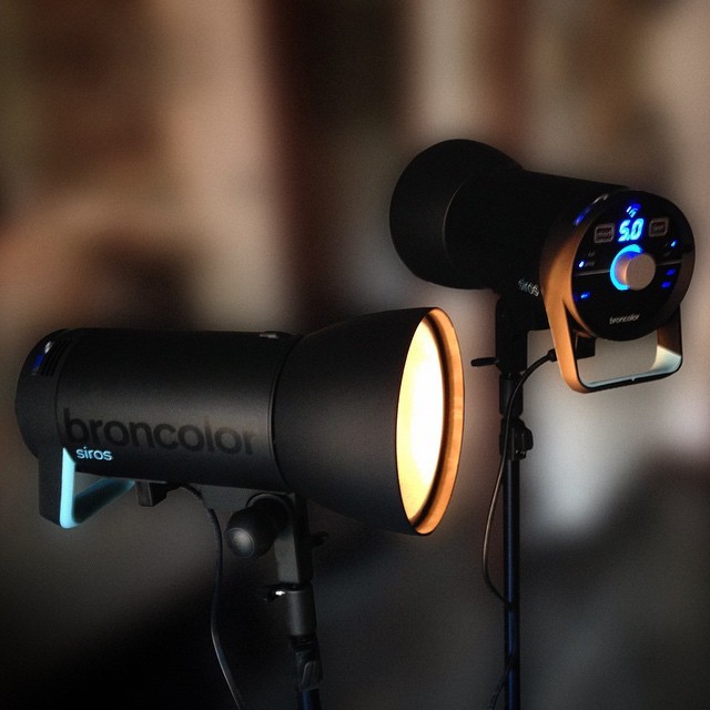 simonenervi:  New Stuff! #siros #broncolor #flash