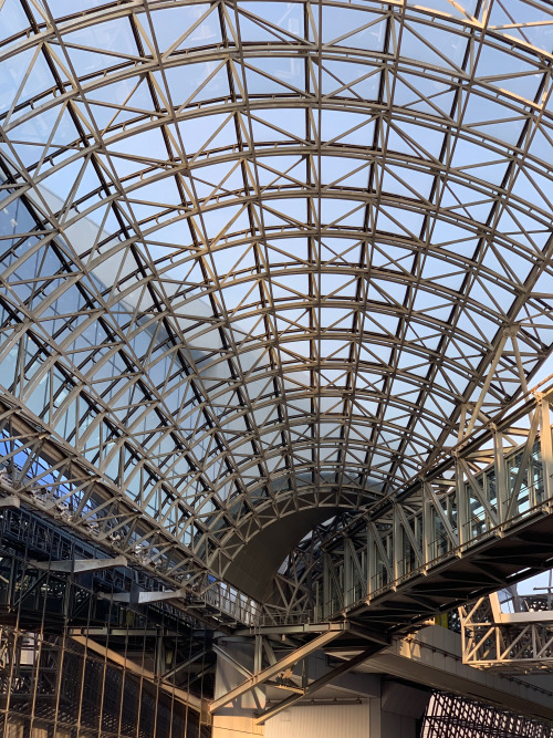 Kyoto Station: overhang .. [1[2] / 5[2]] Kyoto is famous for its temples, oases of quiet contemplati