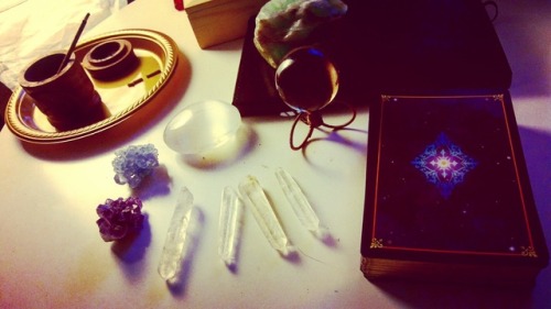 messageinthecrystal: A pic while I was prepping for a past life reading.