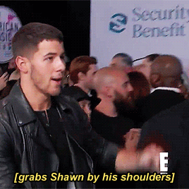 zacefronsbf: Nick Jonas &amp; Shawn Mendes at the 2017 American Music Awards
