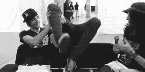 kellic-buttsecks:  friendship goals 