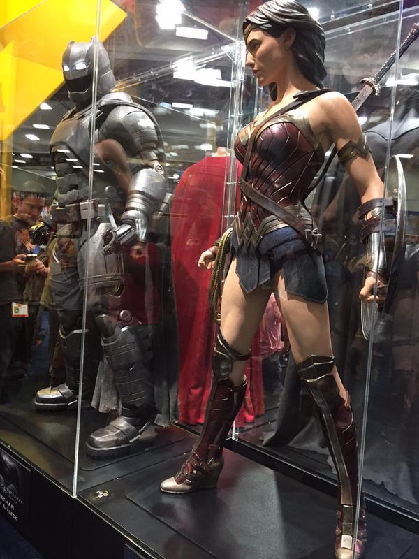 fyeahallthingsdc-blog: DC Trinity on display at the 2015 San Diego Comic Con. [HCN]