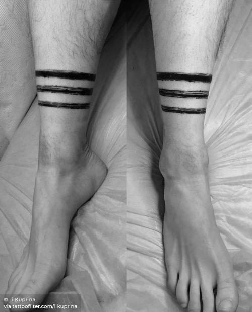 By Li Kuprina, done in Moscow. http://ttoo.co/p/35731 ankle band;ankle;band;blackwork;brush stroke;facebook;likuprina;medium size;painting tatto;profession;twitter;watercolor