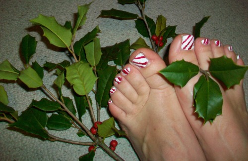 madtoecandy:more candycane toes. ;) (december 2012) from 2012.