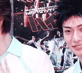 fencer-x:captainofalienvbc:â–º Haikyuu!! Stage Play ã€å›²ã¿å–æã€‘