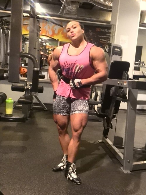 zimbo4444:  ..Natalia Trukhina..”The World’s Most Muscular Woman”..super strong & super beautiful & only 24yo..slightly over 5'5” tall 211 lbs & has over 18″ biceps.. 💪🏼😺👍🏼 ..Jr. proudly says..”my Mom can beat up