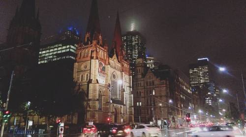 #swanstonstreet #flindersstreet #melbourne #australia #city #cityscape #night #nightlights #citylife