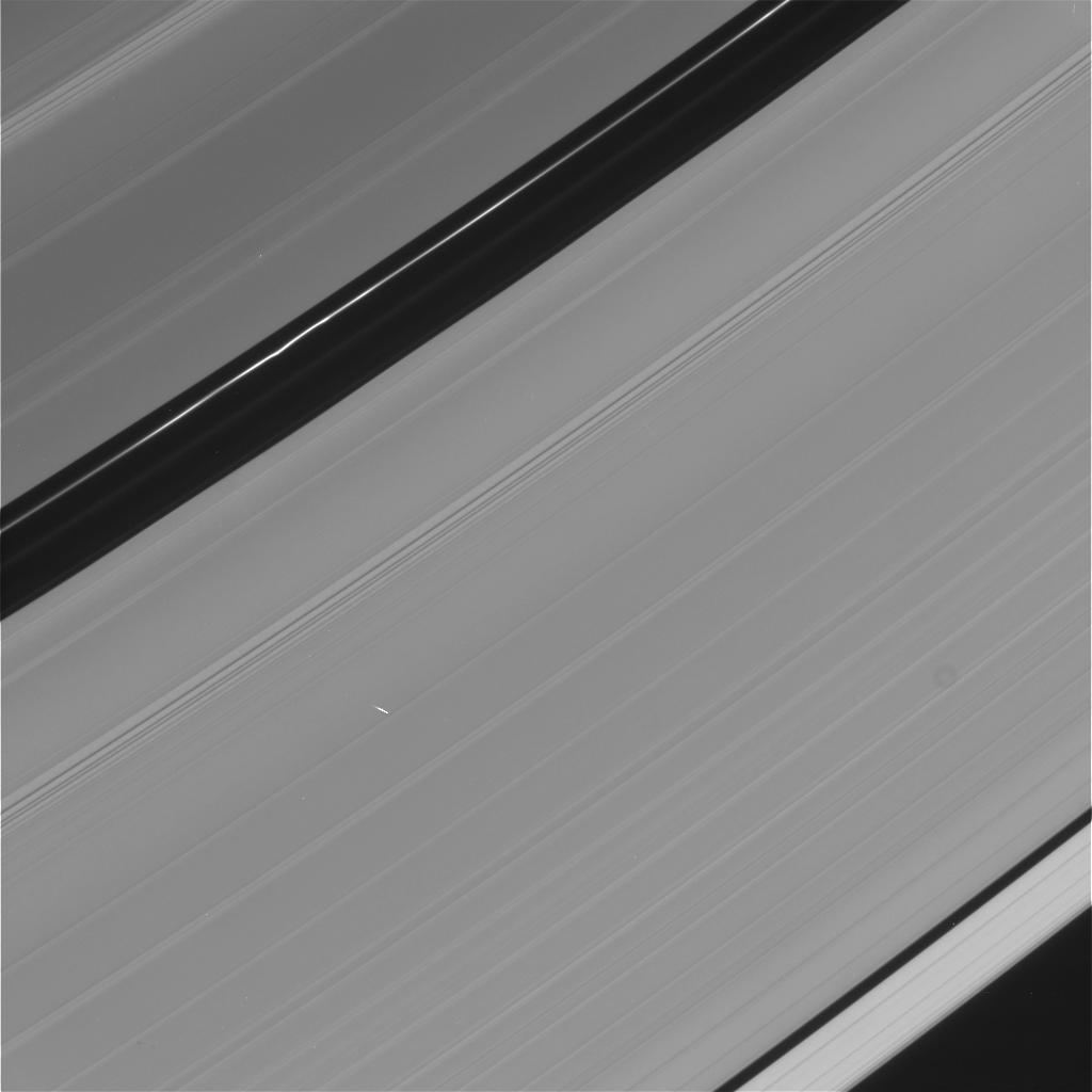 humanoidhistory:  The rings of Saturn, observed by Cassini space probe, April 2016.