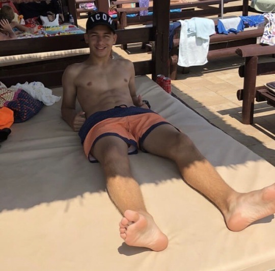 feetman80: 