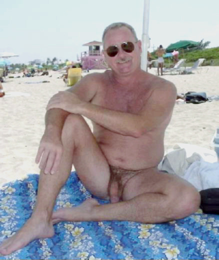 sp000:  Bill: One of the hottest daddies to ever walk the earth.  STILL the hottest guy ever!