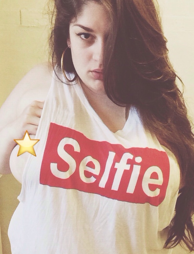 we-should-hump-because-i-just:  molotowcocktease:  Oopsies ☺️  Slay gurl slayyyyyyyy