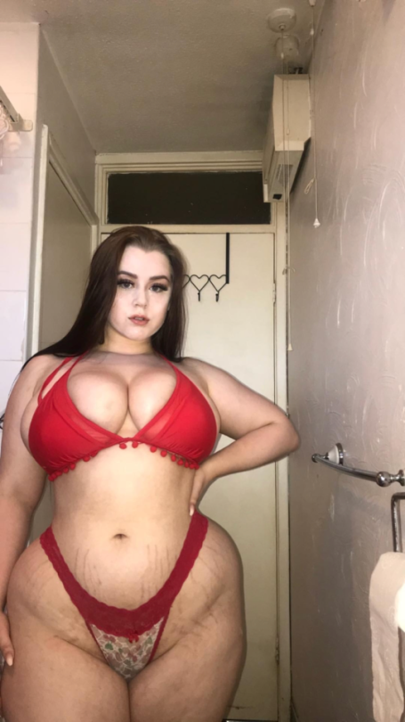 tankjava:  ineedbbw2:    Sexy af   🔥🔥🔥🔥🔥🔥🔥🔥🔥🔥🔥🔥🔥🔥🔥🔥